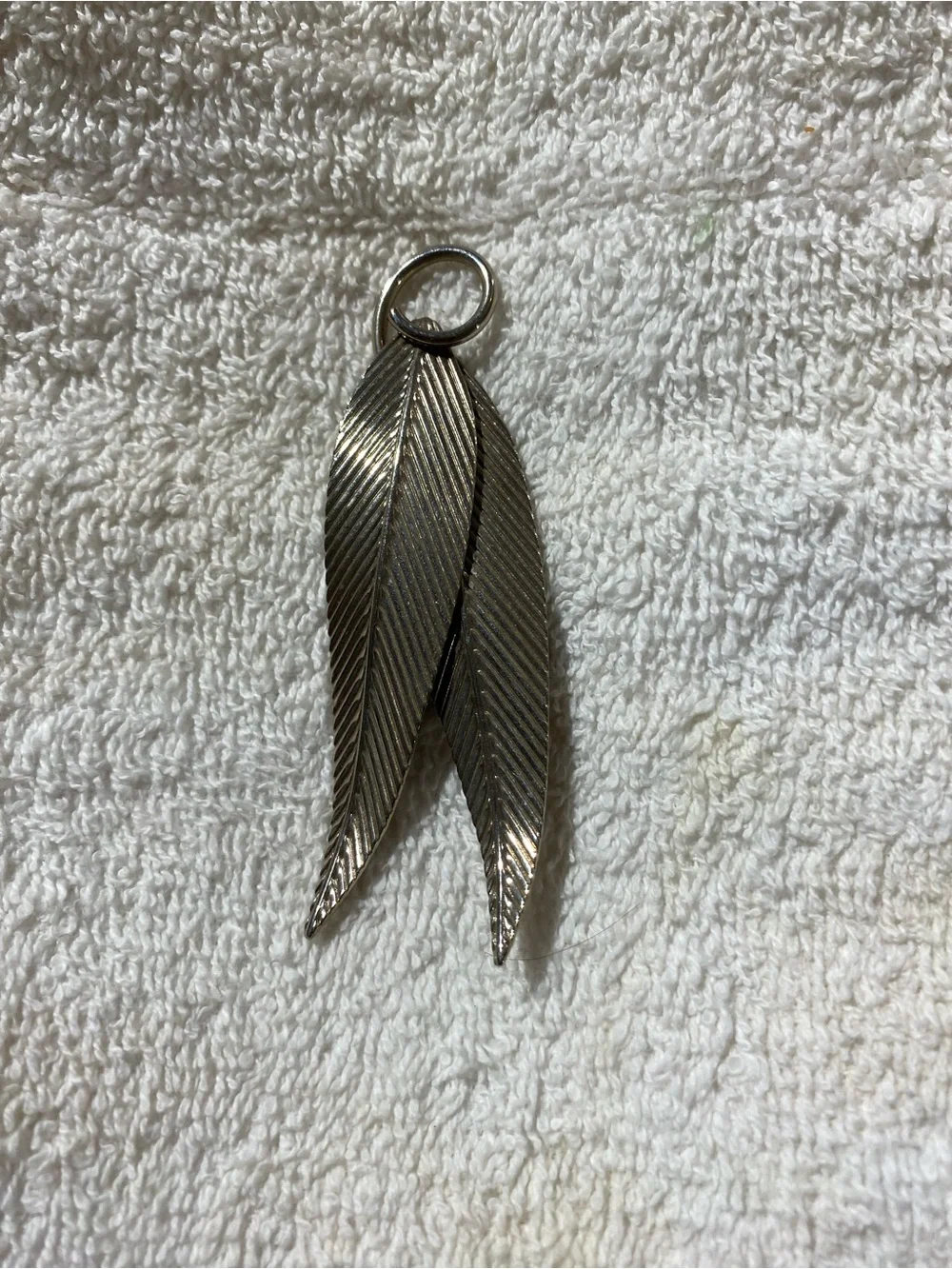 Silver Tone Double Feather Pendant (RR)